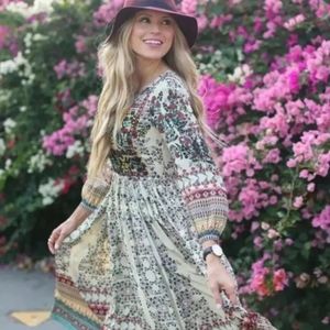 Anthropologie Bhanuni Far Fields size 8